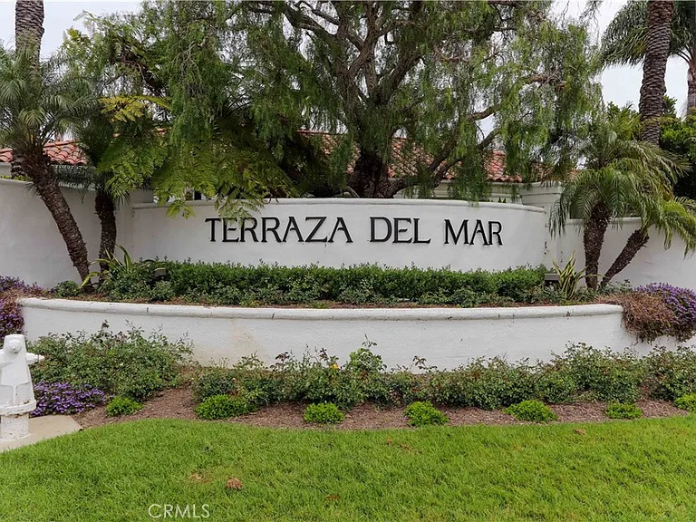 11 Terraza Del Mar — Photo 2