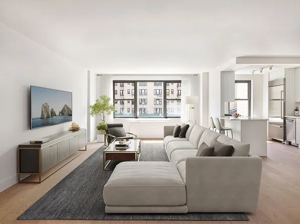 301 E 69th St APT 8D, New York, NY 10021