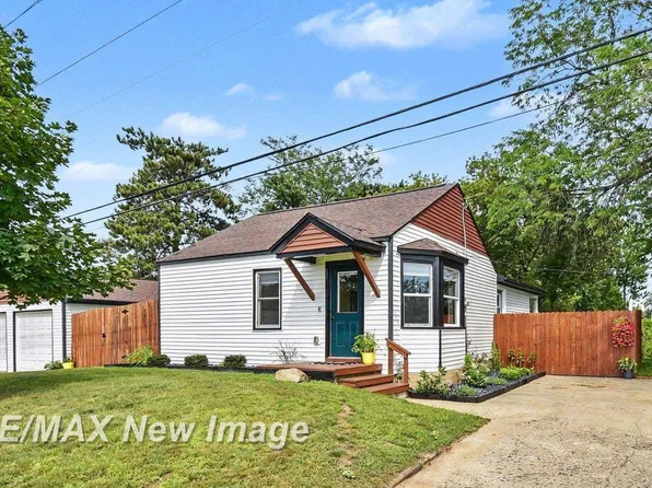 1370 N Thomas Rd, Saginaw, MI 48609
