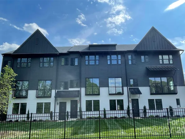 222 Sutton Park Ln #4, Charlotte, NC 28211