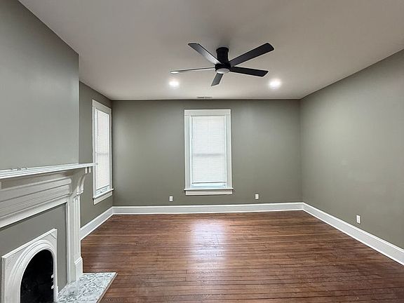 5th image of 1108 N Main St #B