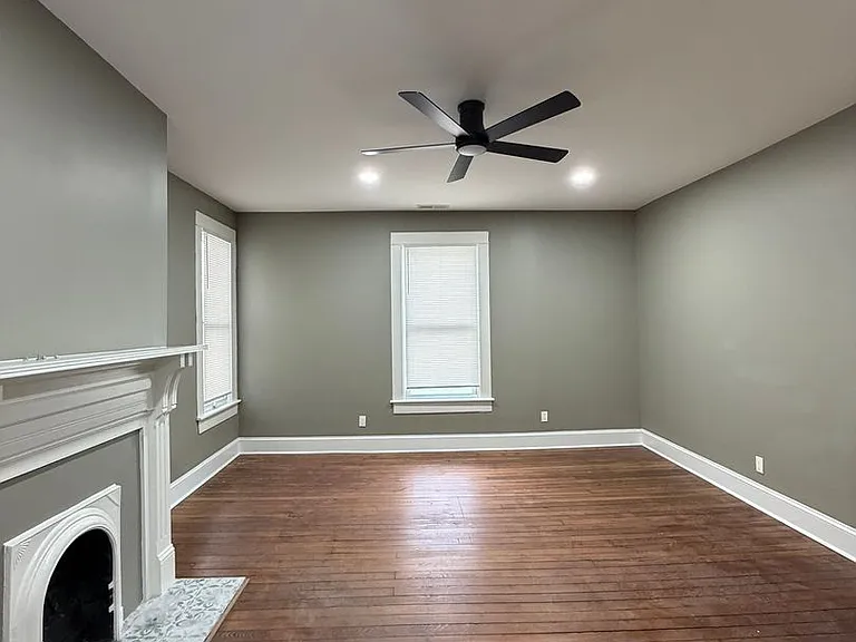 1108 N Main St — Photo 16