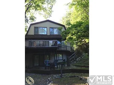 9995 Golf Port Dr photo 1