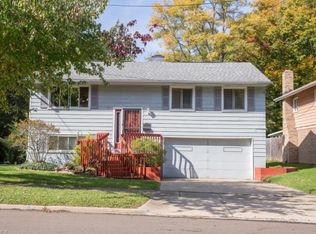 1443 Shanabrook Dr, Akron, OH 44313