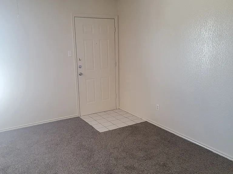 1702 Windward Dr #B — Photo 10