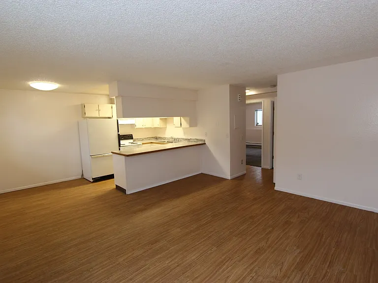 227 W 11th Ave #2A — Photo 1