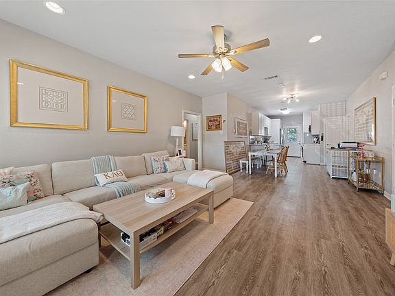 5th image of 1301 James Ave