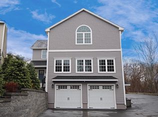 61 Hurd Ave, Saugus, MA 01906