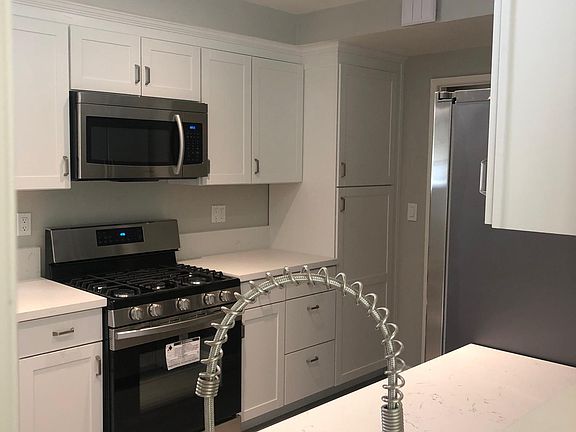 2nd image of 8033 Moorcroft Ave