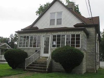 408 E Olive St, Staunton, IL, 62088