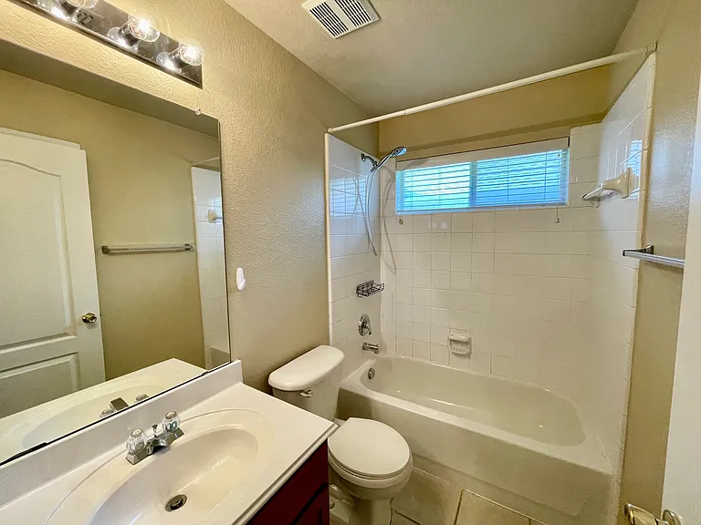 1535 Silver Spur Dr — Photo 5