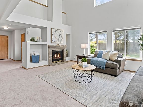 5th image of 1248 Derby Lane SE