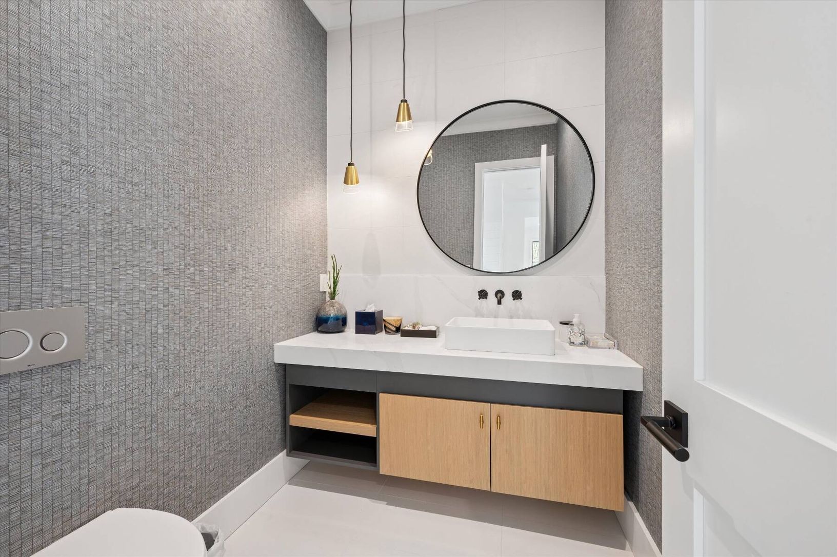  Stylish Powder Room