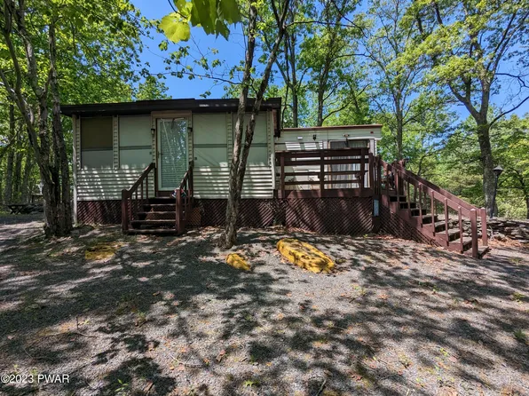 200 N Shohola Pkwy, Shohola, PA 18458