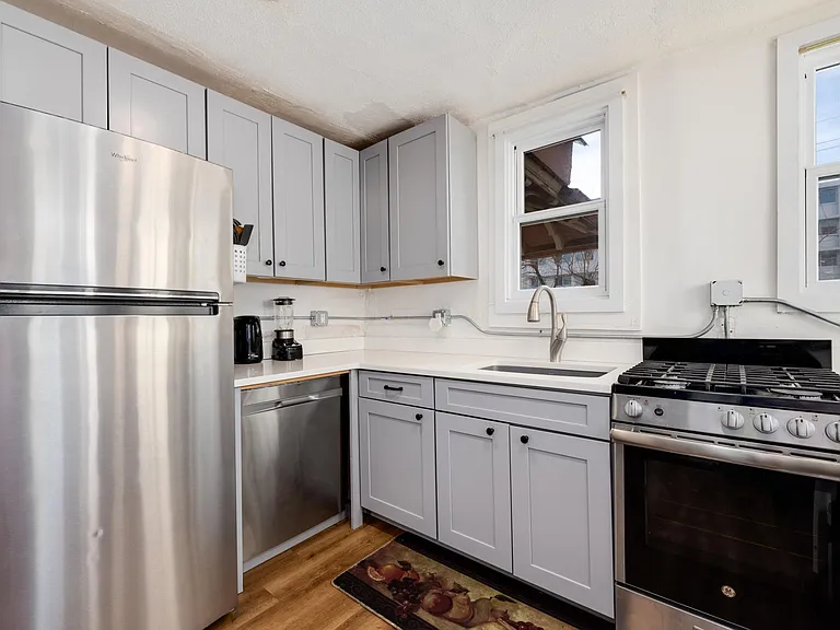 1311 Race St #2 — Photo 7