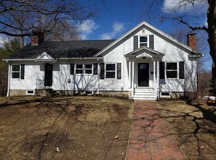 81 Central St, Hallowell, ME 04347