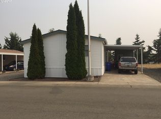 334 Trout Loop #25, Roseburg, OR 97471