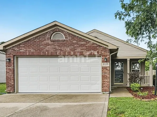 8539 Coralberry Ln, Indianapolis, IN 46239