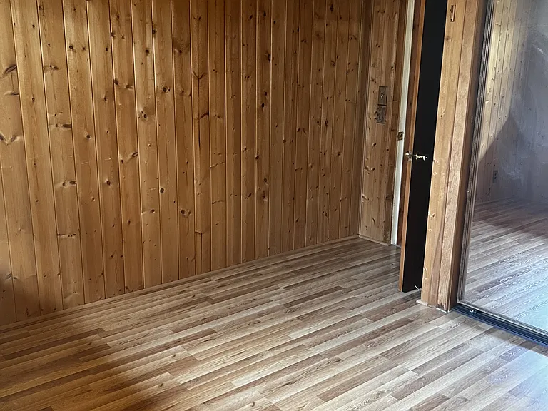 146 Hawthorne Ln — Photo 11