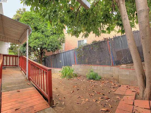 3rd image of 2051 166th Ave