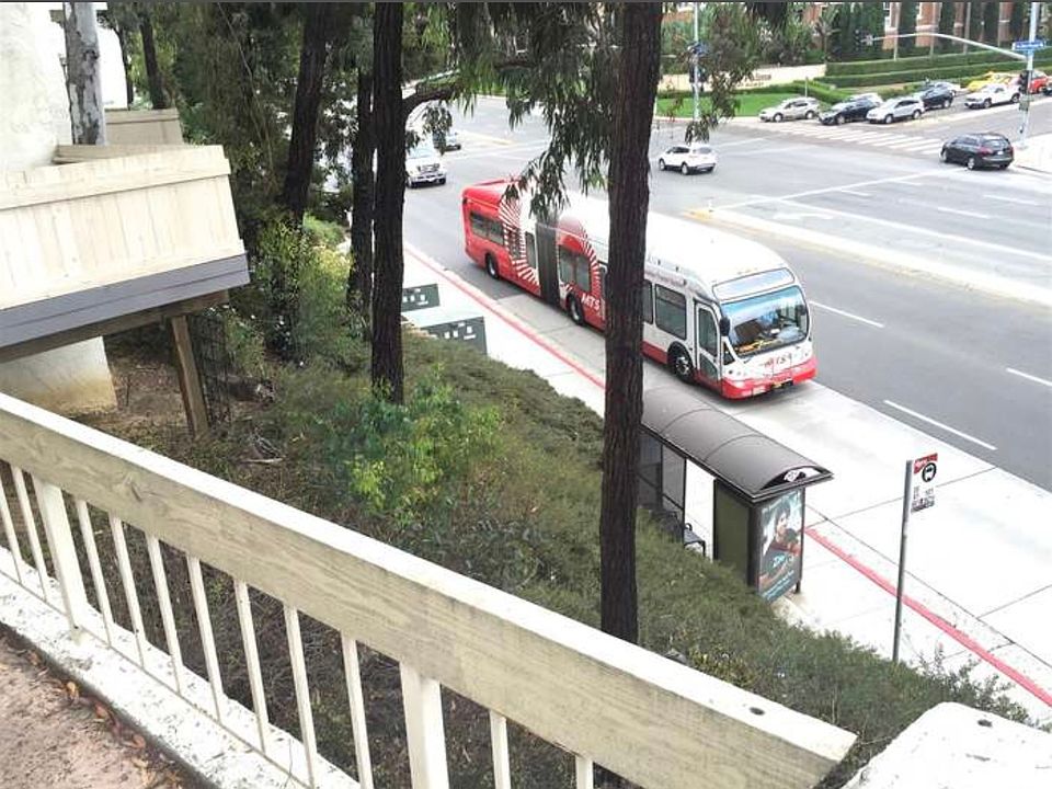 1st image of 3750 La Jolla Village Dr