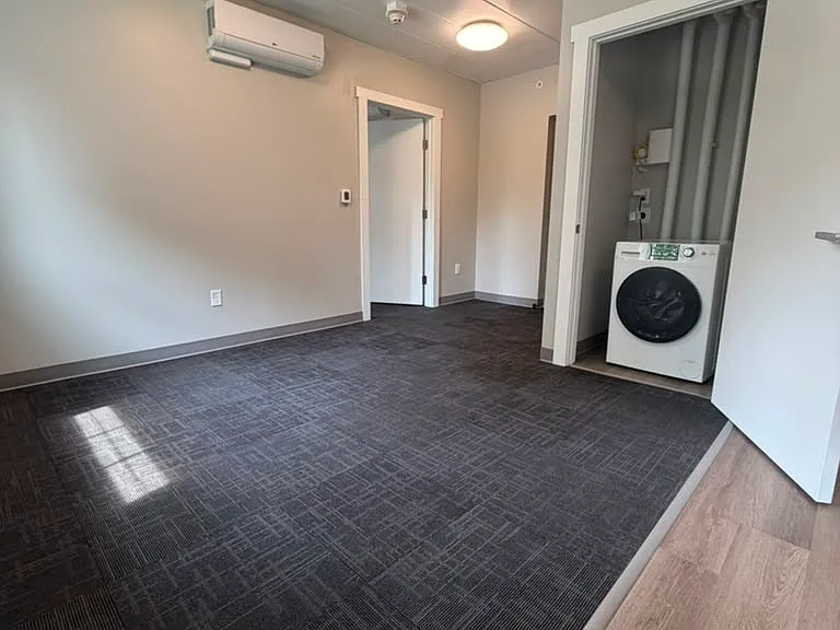 400 Riverside Dr #MANORP106FLOOR-1 — Photo 2