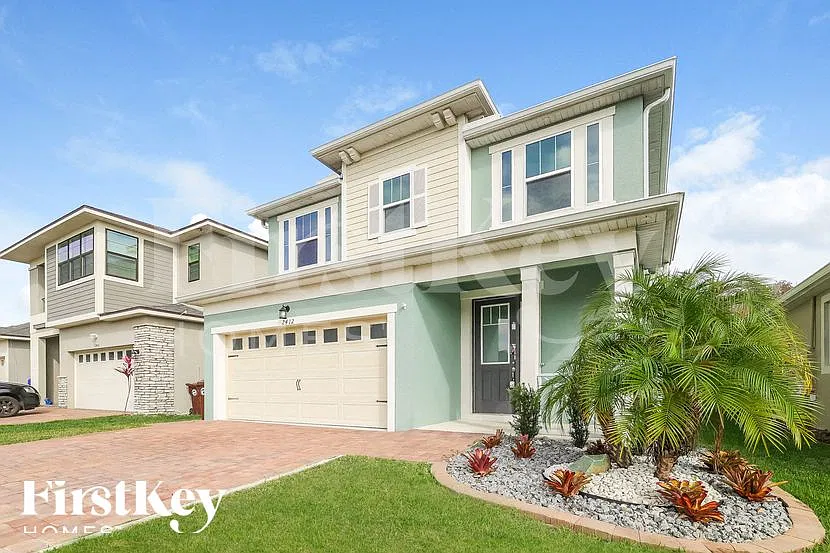 3 bed, 2.5 bath, 1860 sqft, $3,005 — Photo 2