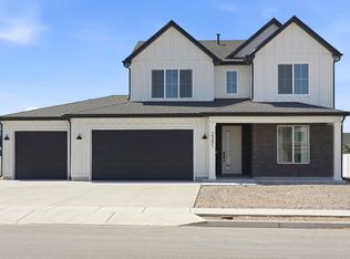 2391 W 2950 N, Farr West, UT 84404