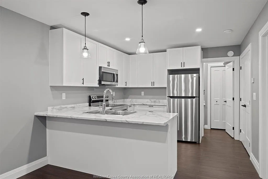 2 bed, $1,770 — Photo 3