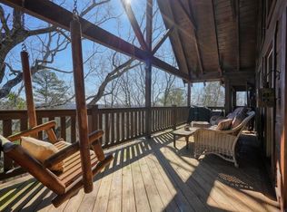 49 Holly Springs Rd NE, White, GA 30184