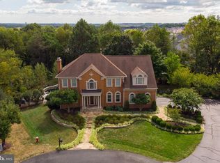 503 Saber Ct SE, Leesburg, VA 20175