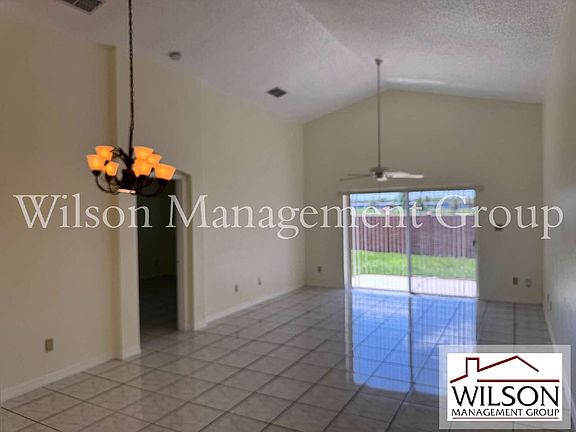 2nd image of 7872 Elmstone Cir