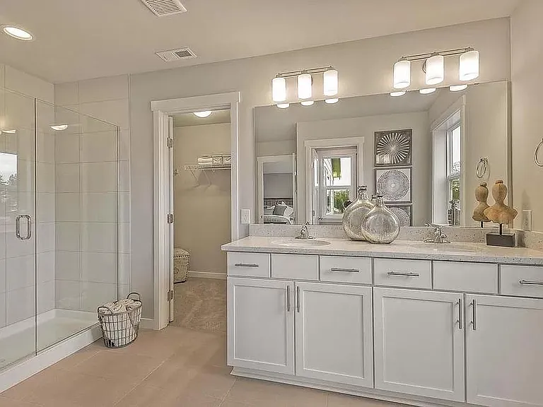 2112 Mayes Rd SE — Photo 11