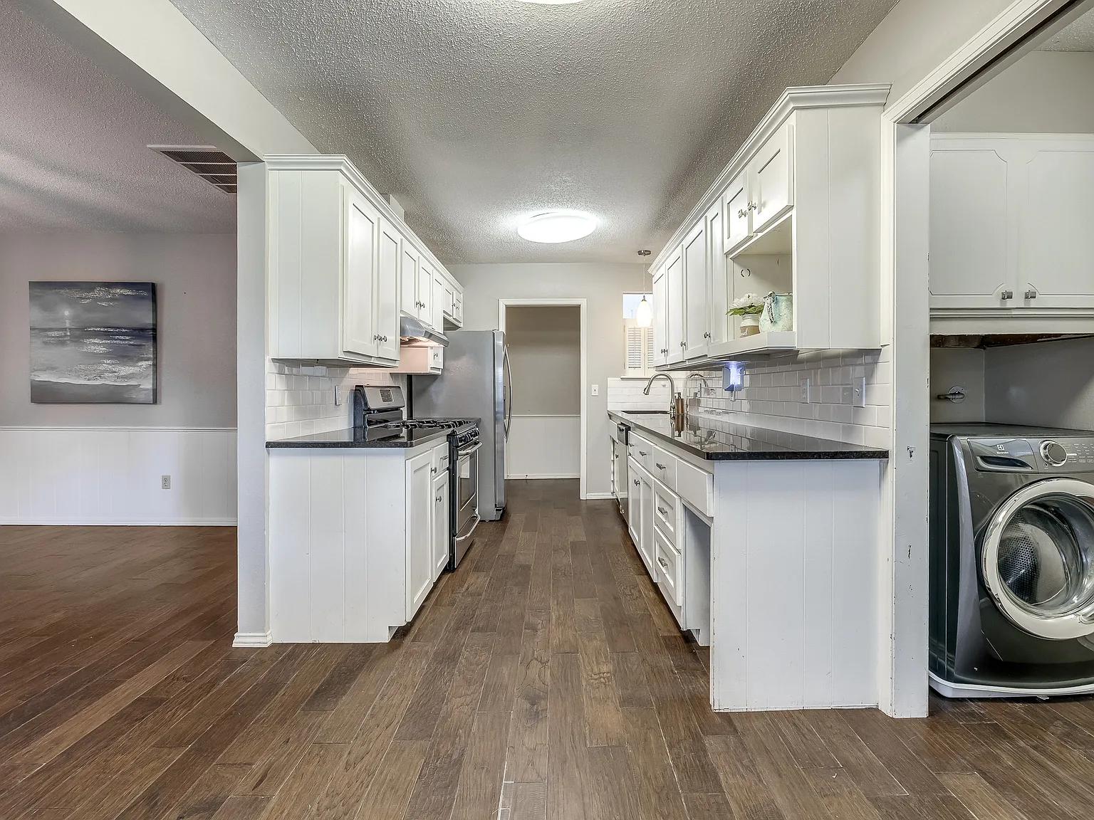 3 bed, 1400 sqft, $1,550 — Photo 4