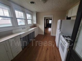 5747 Main St, Mount Jackson, VA 22842