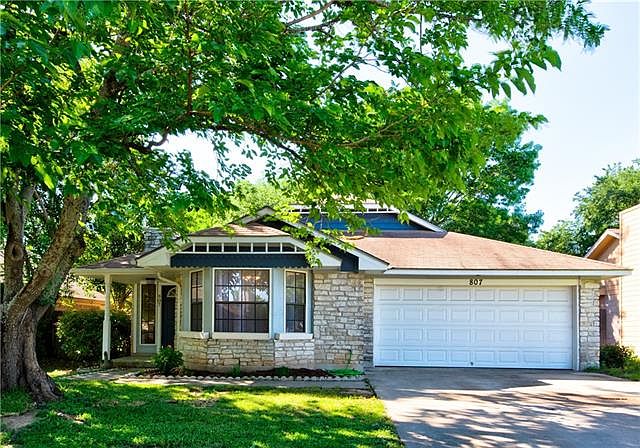 1st image of 807 David Curry Dr