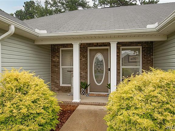 2nd image of 12153 Hannah Cir