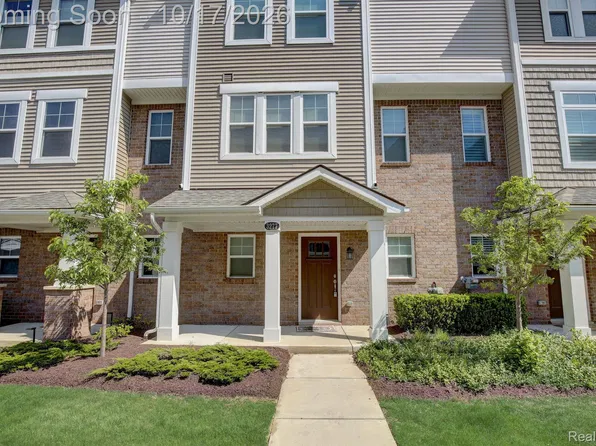 3277 Chambers St W, Wixom, MI 48393