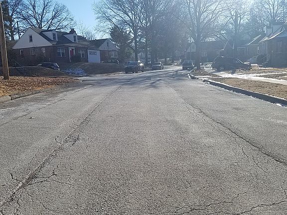 4th image of 9022 McNulty Dr