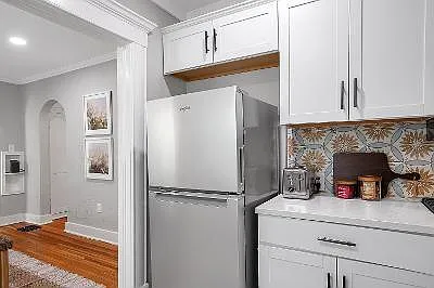 872 N Spaulding Ave #872 — Photo 6