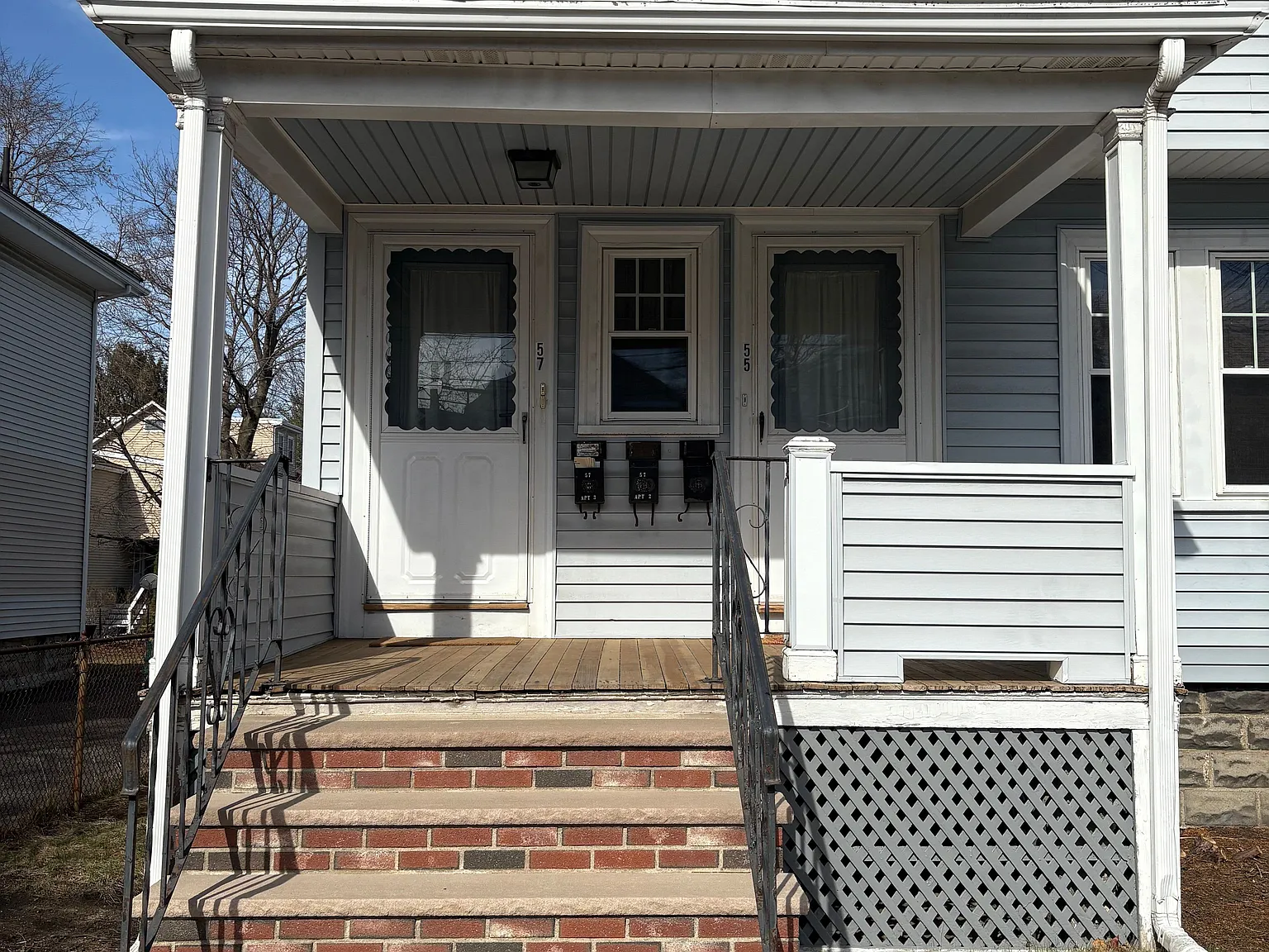 3 bed, 1200 sqft, $1,250 — Photo 4