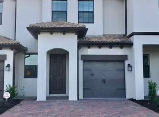 1244 Royal Street George Blvd #1, Davenport, FL 33896