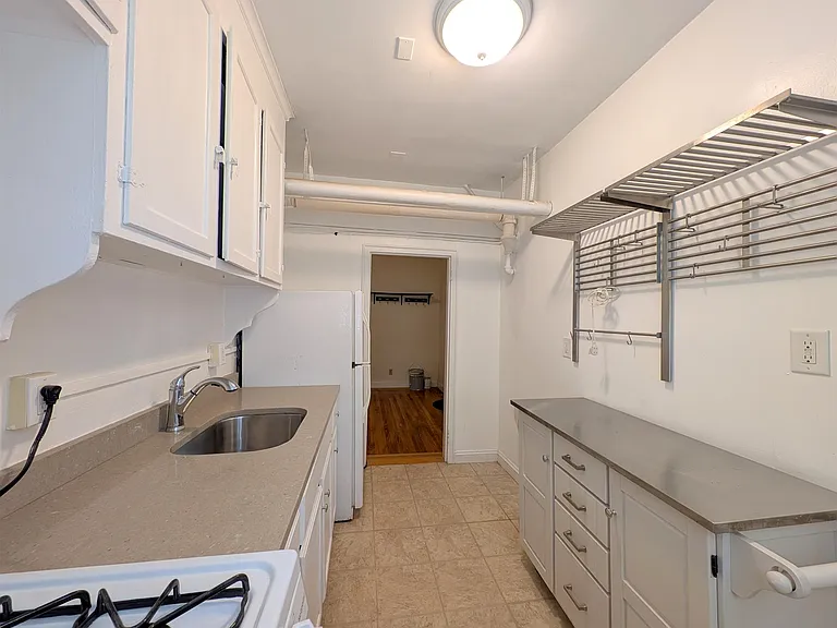 14 Ware St #2 — Photo 3