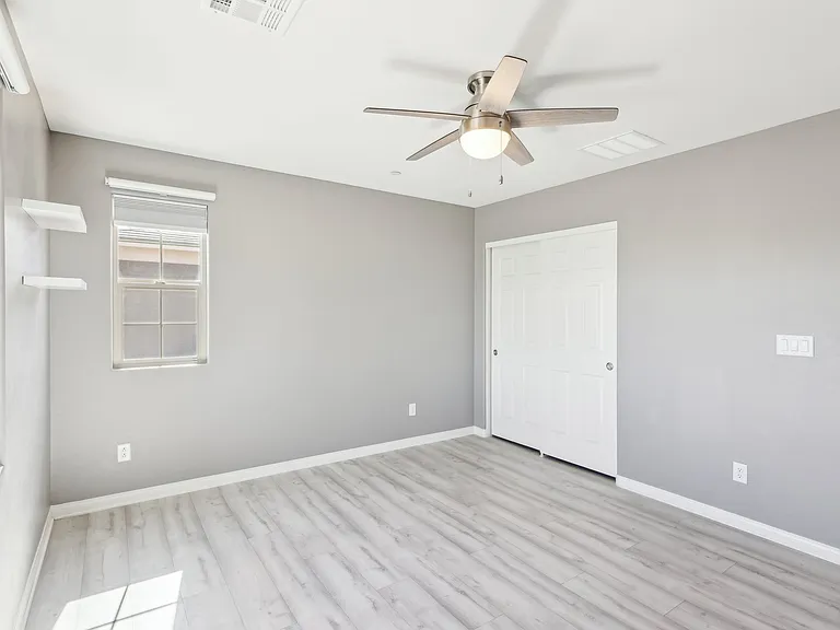 457 Cornelius Kelly Ave — Photo 22