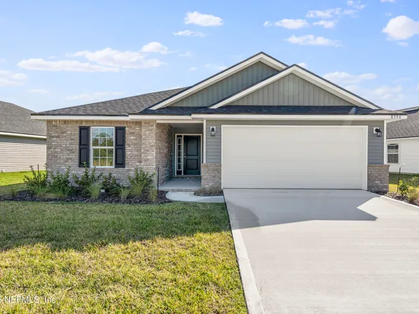 8381 HELMSLEY Boulevard, Jacksonville, FL 32219