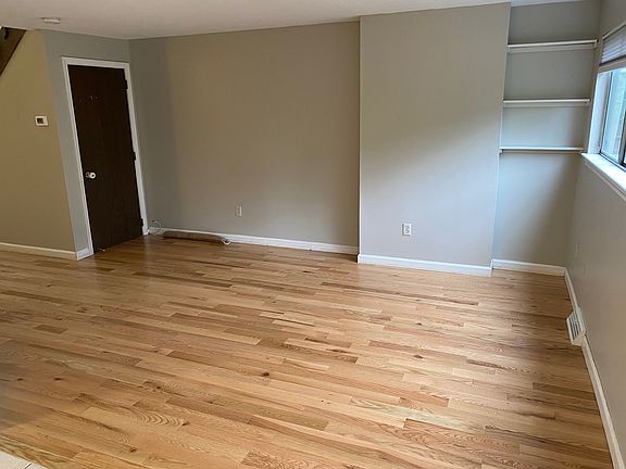 Living Room Picture 2