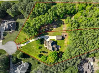545 Little Cove Ln, Clover, SC 29710