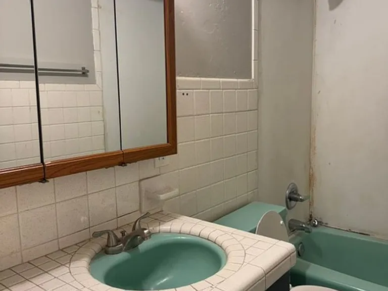 4323 S Polk St — Photo 16
