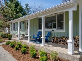 8172 S Shoreside Dr, Traverse City, MI 49684