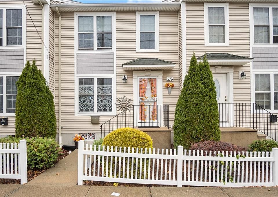 South Bend Condos 216 Meadow St Pawtucket RI Zillow